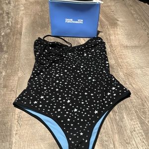 Reversible one piece swimsuit